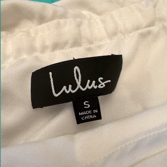 Lulus White Asymmetrical Off The Shoulder Spring Blouse Size S - Picture 6 of 9